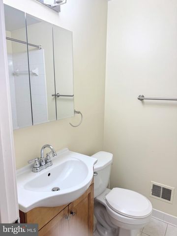 6344 12TH ST N, Arlington, VA 22205