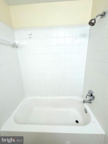 6344 12TH ST N, Arlington, VA 22205