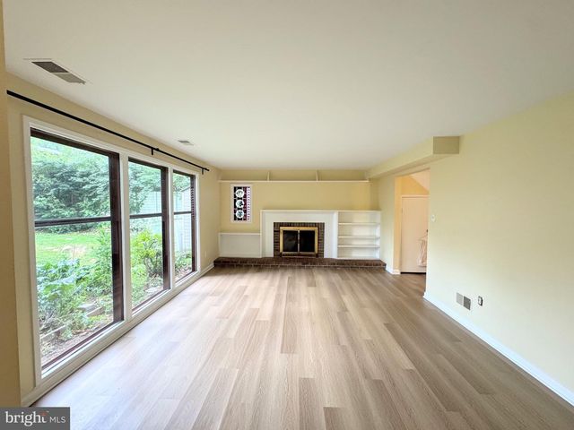 6344 12TH ST N, Arlington, VA 22205