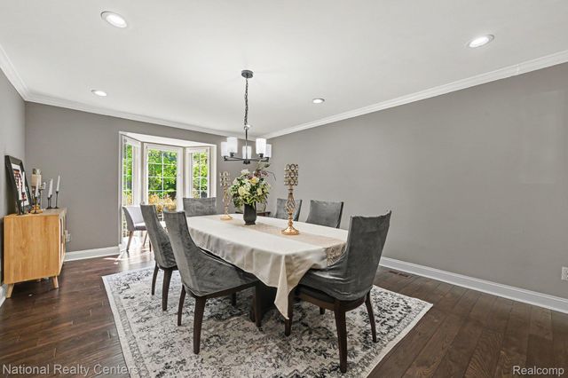 6515 Tamarack Drive, Troy, MI 48098