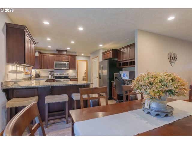 35801 MILLER HEIGHTS Ln, Astoria, OR 97103