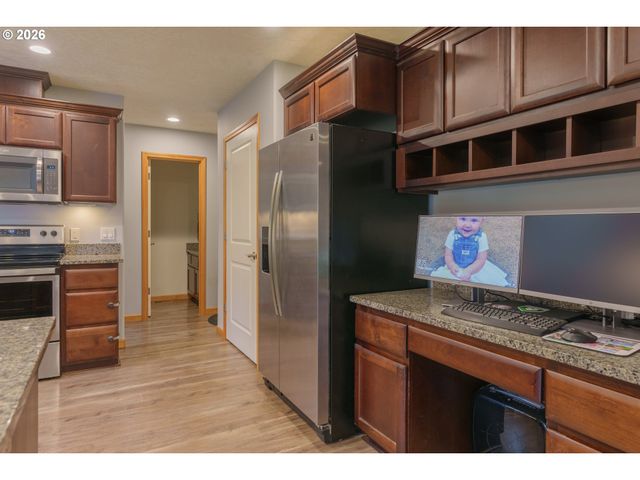 35801 MILLER HEIGHTS Ln, Astoria, OR 97103