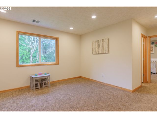 35801 MILLER HEIGHTS Ln, Astoria, OR 97103