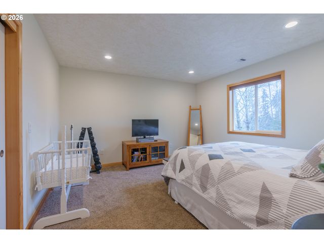 35801 MILLER HEIGHTS Ln, Astoria, OR 97103