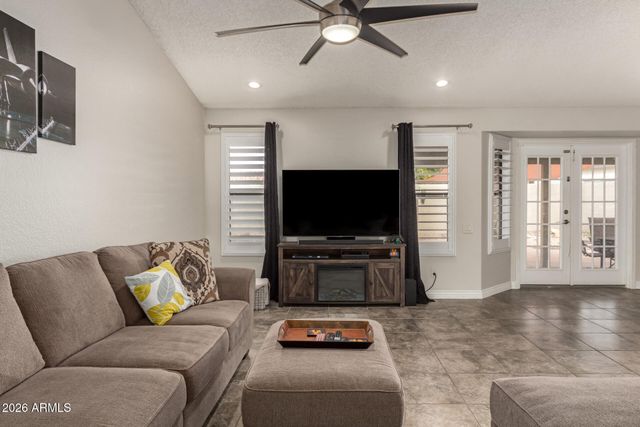 5354 E ELLIS Street, Mesa, AZ 85205