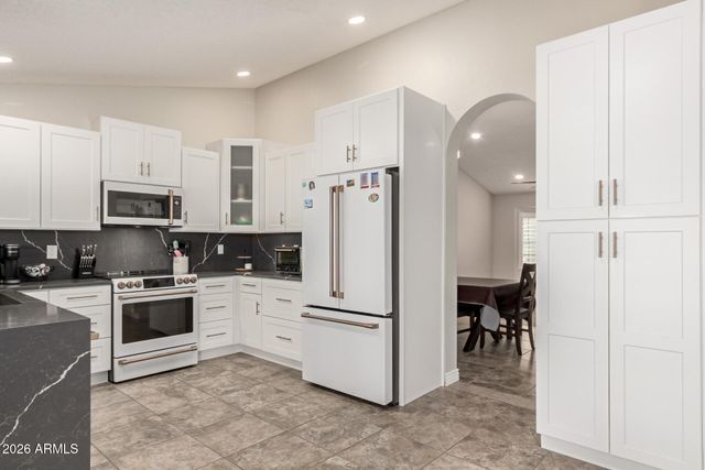 5354 E ELLIS Street, Mesa, AZ 85205