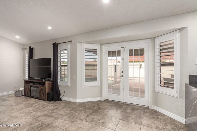 5354 E ELLIS Street, Mesa, AZ 85205