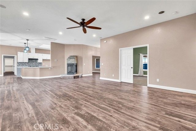 6748 Coriander, Oak Hills, CA 92344