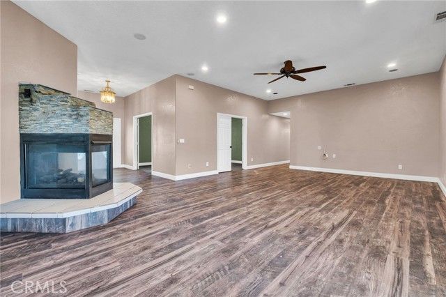 6748 Coriander, Oak Hills, CA 92344