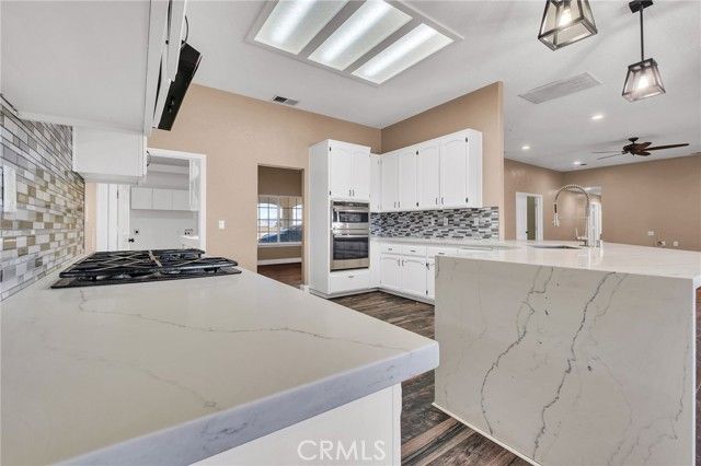 6748 Coriander, Oak Hills, CA 92344