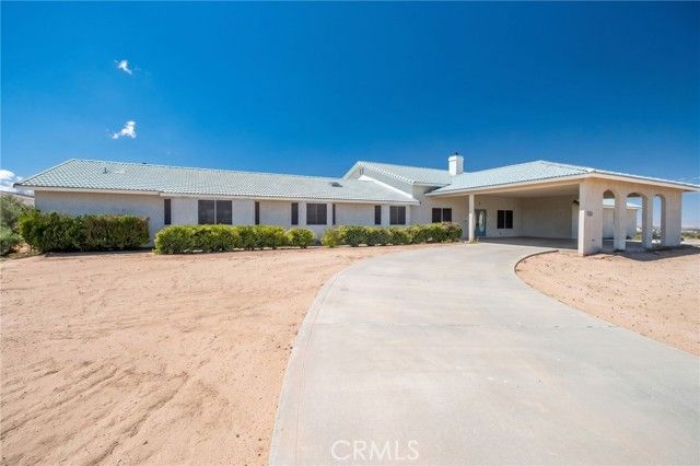 6748 Coriander, Oak Hills, CA 92344