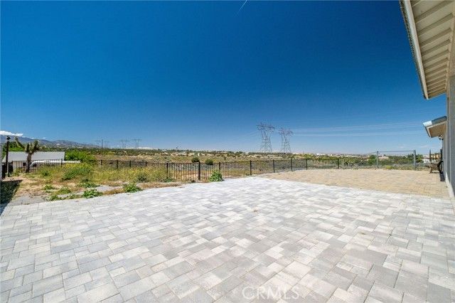 6748 Coriander, Oak Hills, CA 92344