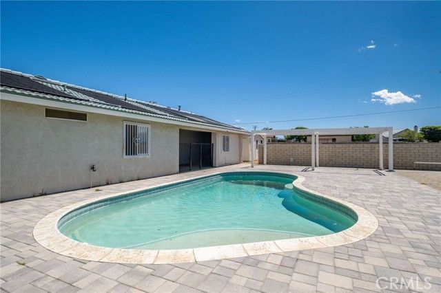 6748 Coriander, Oak Hills, CA 92344