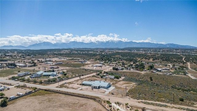 6748 Coriander, Oak Hills, CA 92344