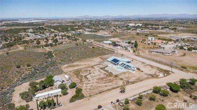 6748 Coriander, Oak Hills, CA 92344