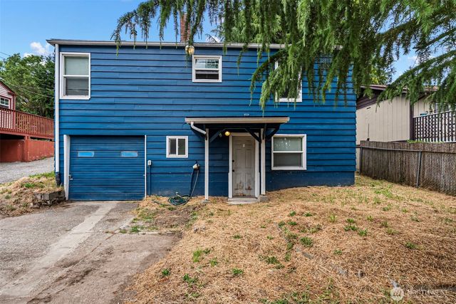 1948 N Callow Avenue, Bremerton, WA 98312