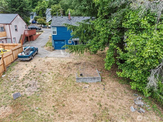 1948 N Callow Avenue, Bremerton, WA 98312