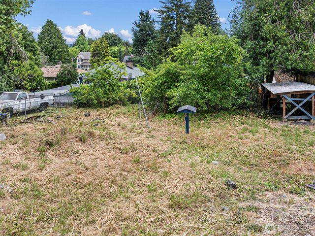 1948 N Callow Avenue, Bremerton, WA 98312