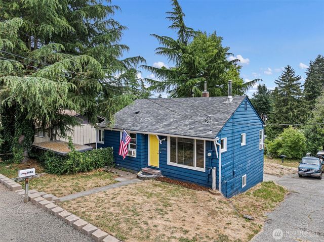 1948 N Callow Avenue, Bremerton, WA 98312