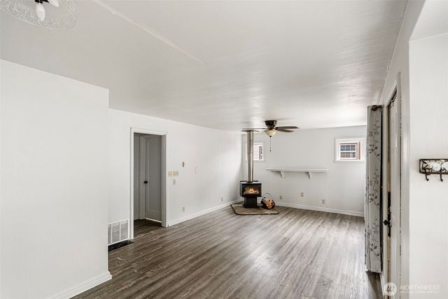 1948 N Callow Avenue, Bremerton, WA 98312