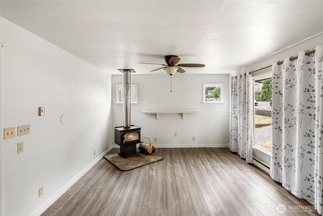 1948 N Callow Avenue, Bremerton, WA 98312