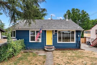 1948 N Callow Avenue, Bremerton, WA 98312