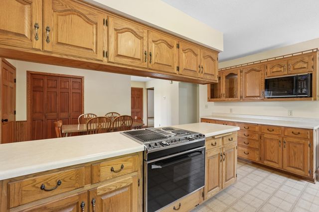 21420 Lofton Avenue N, Scandia, MN 55073