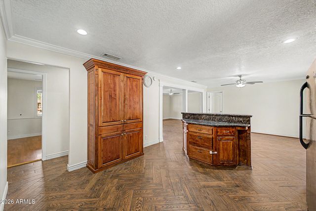 6241 W HIGHLAND Avenue, Phoenix, AZ 85033