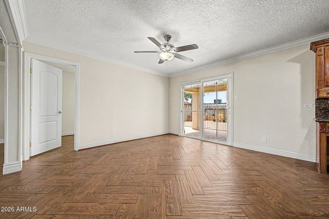 6241 W HIGHLAND Avenue, Phoenix, AZ 85033