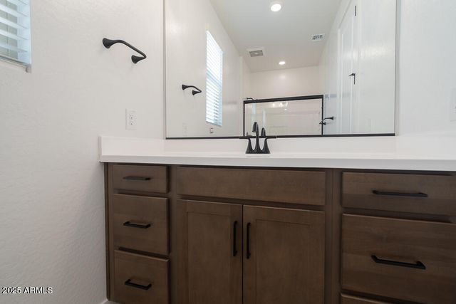 40101 N Alameda Drive, San Tan Valley, AZ 85140