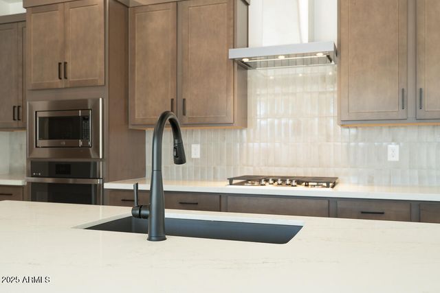 40101 N Alameda Drive, San Tan Valley, AZ 85140