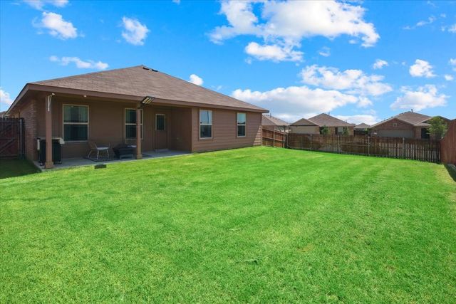 16733 Portage Street, Justin, TX 76247