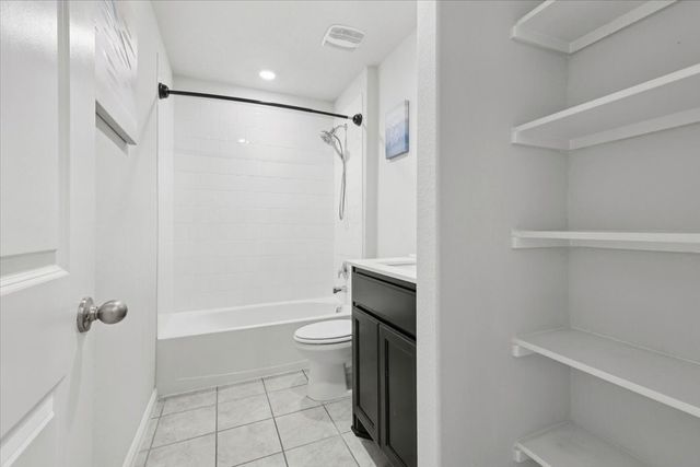 16733 Portage Street, Justin, TX 76247