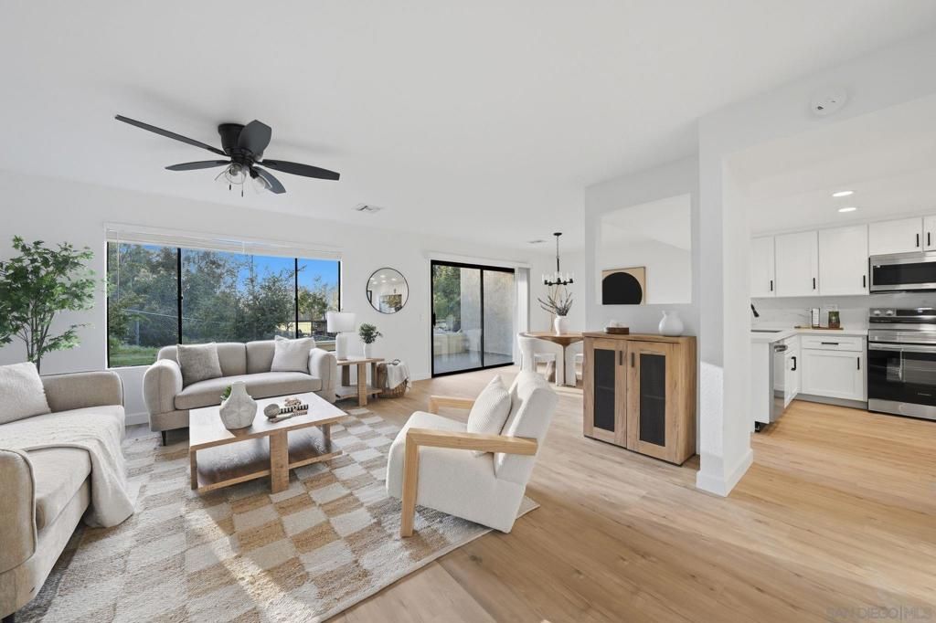 Image 1 of property listing at 10450 Ridgewater Ln, San Diego, CA 92131