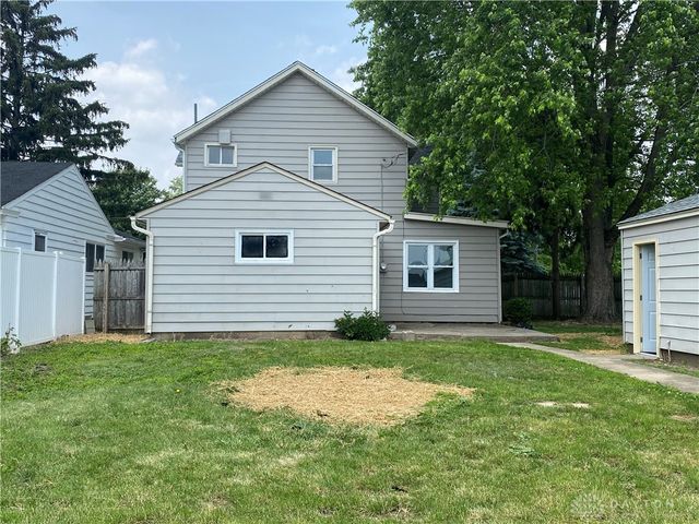 823 Robinson Avenue, Piqua, OH 45356