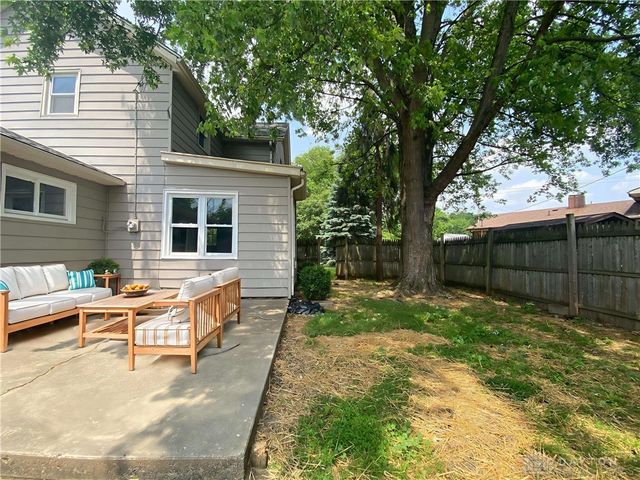 823 Robinson Avenue, Piqua, OH 45356