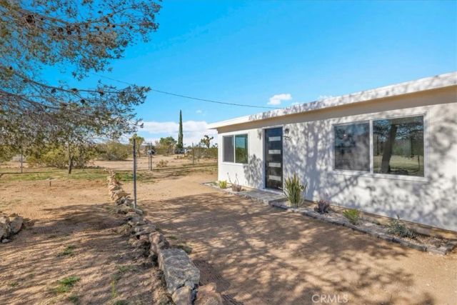 475 Fair Acres Lane, Landers, CA 92285
