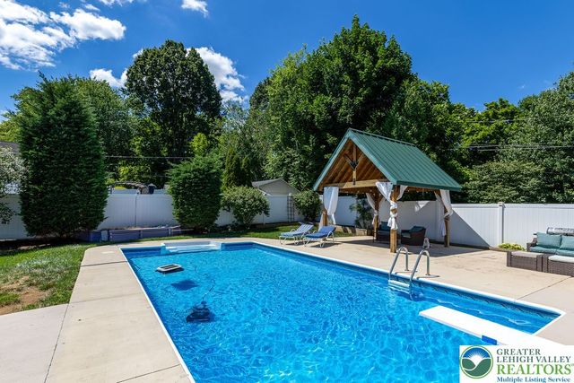 1133 Highland Avenue, Bethlehem City, PA 18018