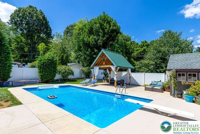 1133 Highland Avenue, Bethlehem City, PA 18018