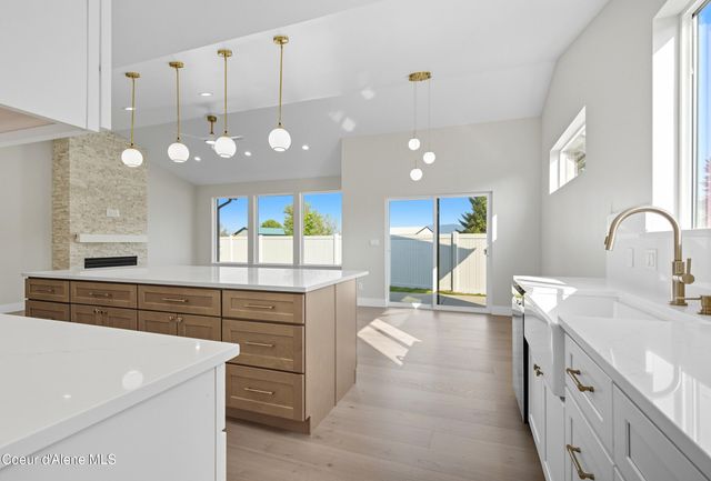 2448 E Salvation Ct, Post Falls, ID 83854