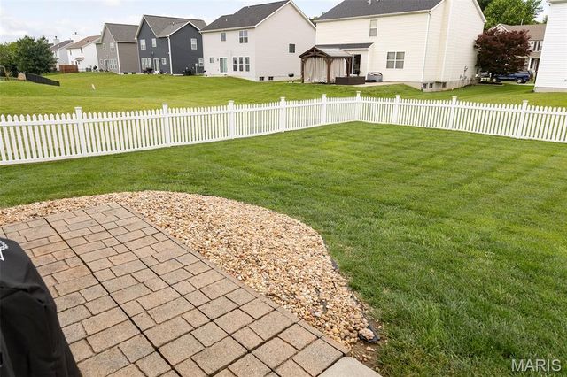 201 Americana Circle, Fairview Heights, IL 62208