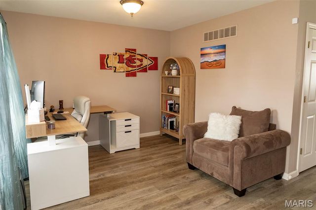 201 Americana Circle, Fairview Heights, IL 62208