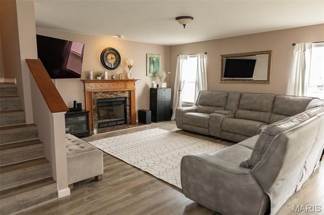 201 Americana Circle, Fairview Heights, IL 62208
