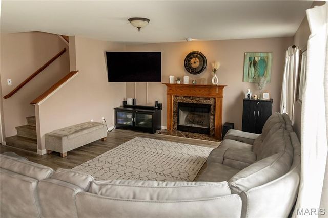 201 Americana Circle, Fairview Heights, IL 62208