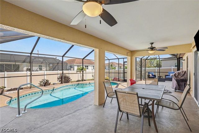 211 NW 26th AVE, Cape Coral, FL 33993