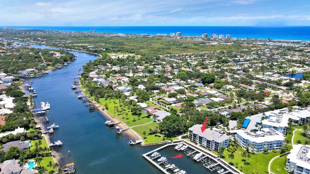 543 Bay Colony Drive N Slip 8, Juno Beach, FL 33408
