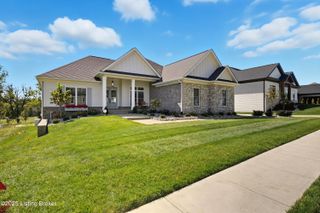 4010 Thomas Farm Dr, Louisville, KY 40299