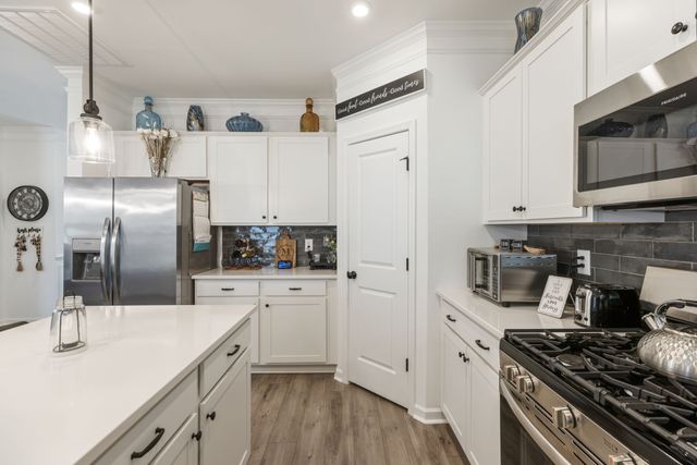 519 Morgan Meadows Way, Columbia, TN 38401