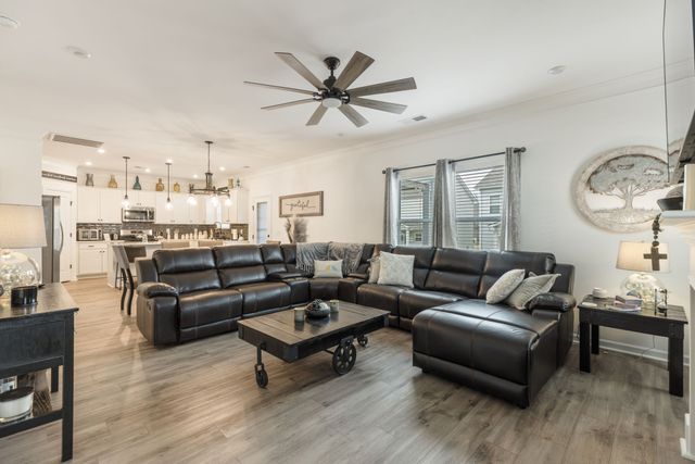 519 Morgan Meadows Way, Columbia, TN 38401