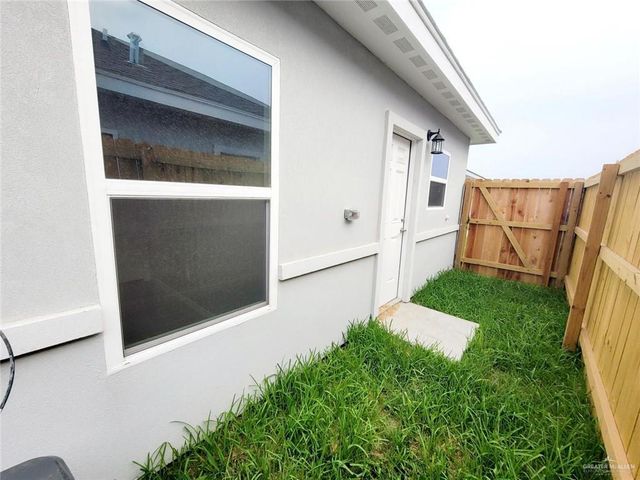 1909 Davenport Street 1, Weslaco, TX 78596